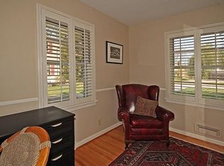 2779 Oakview Dr, Rochester, NY 14617