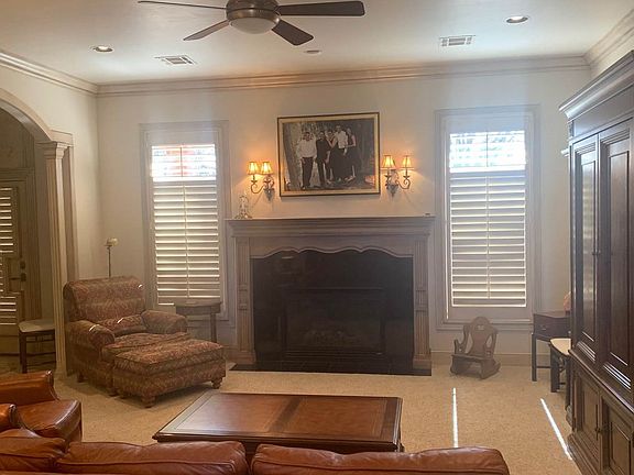 4th image of 2413 Waterford Ct