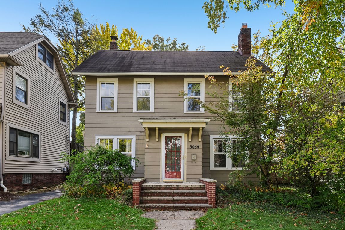 E Overlook Rd-S3010-001.jpg