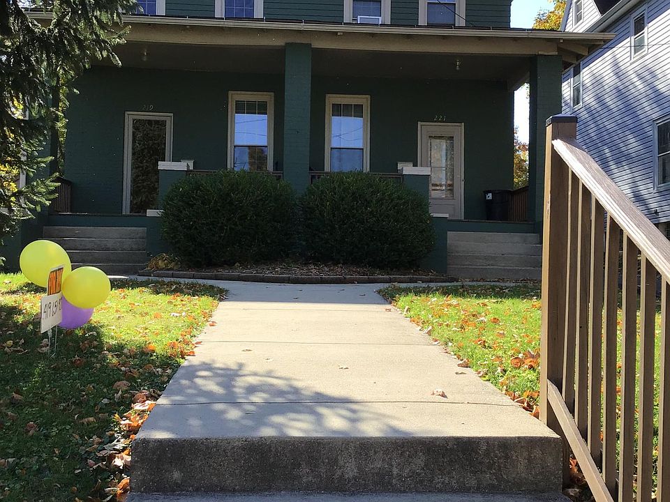 1st image of 219 W Walnut St