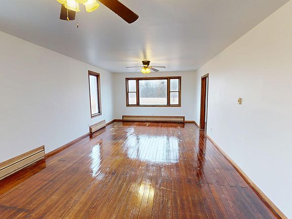 4th image of 2650 Sasafrass Blvd