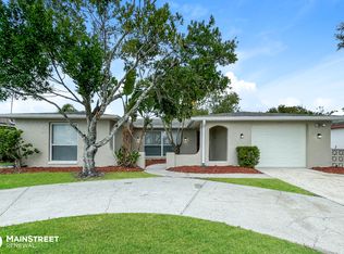 10206 Glen Moor Ln, Port Richey, FL 34668