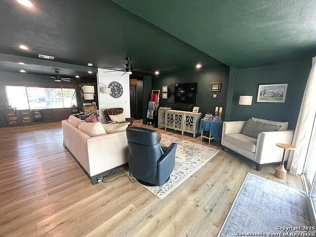 512 Antler Dr — Photo 11