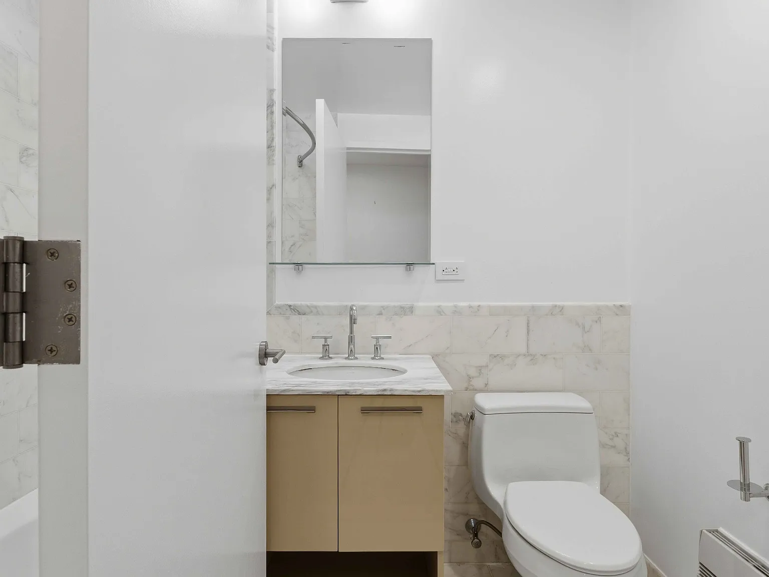 49 East 34th Street — Photo 3