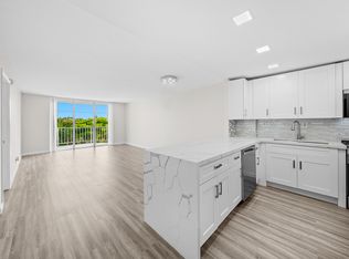 16740 NE 9th Ave APT 405, North Miami Beach, FL 33162