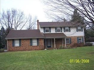 1569 S Bonny Bruce Dr, Stevensville, MI 49127