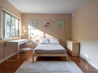 12403 Braxfield Ct APT 15, Rockville, MD 20852