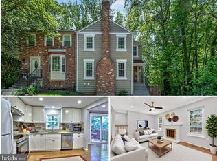 10041 Chestnut Wood Ln, Burke, VA 22015