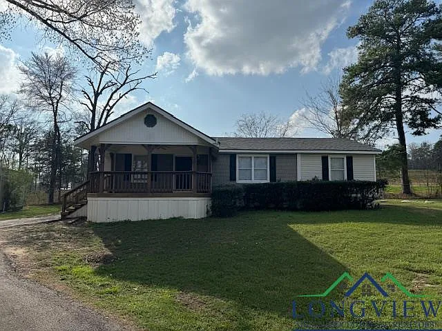 3 bed, 2.0 bath, 1344 sqft, $1,495 — Photo 1