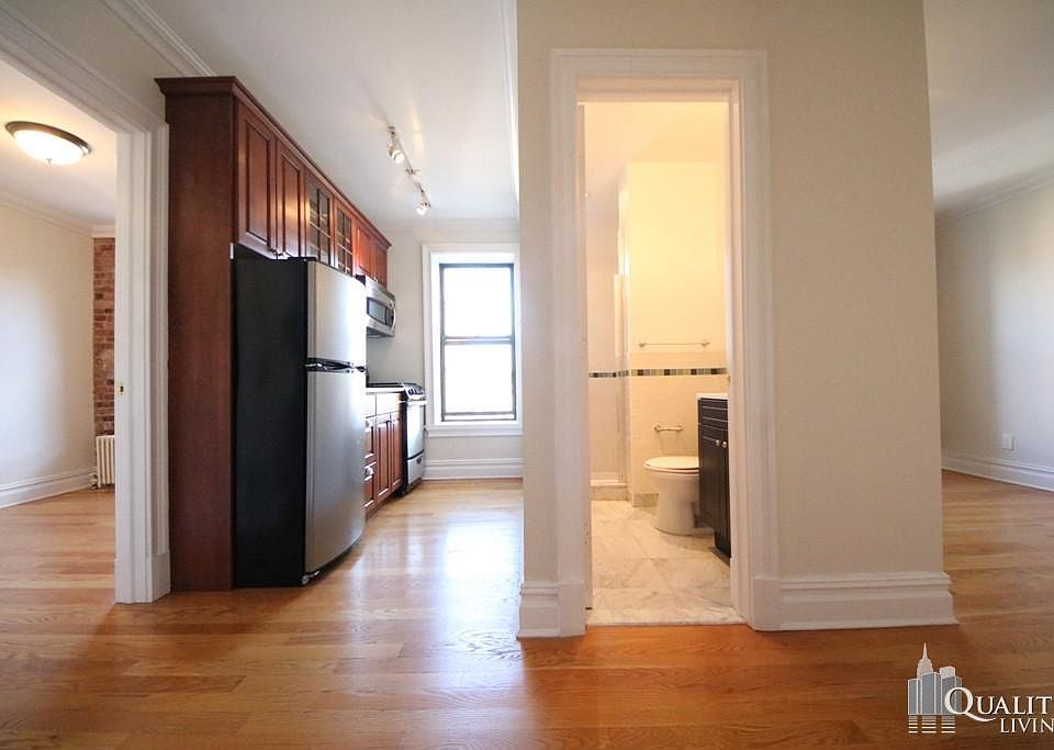 1st image of 10 Morton St APT 6B