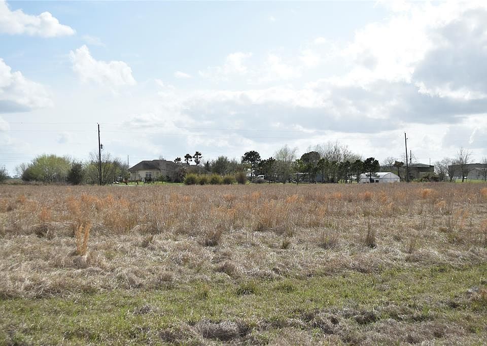 1st image of 32772 Pintail St