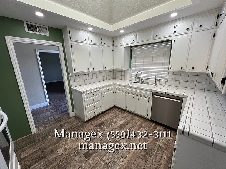 173 Fairbanks Ave — Photo 10