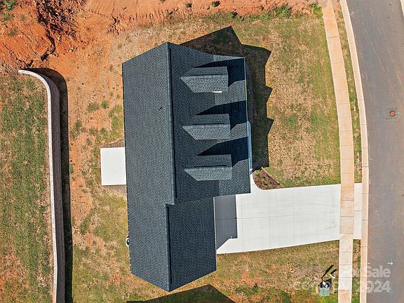 4th image of 4953 Southview Dr