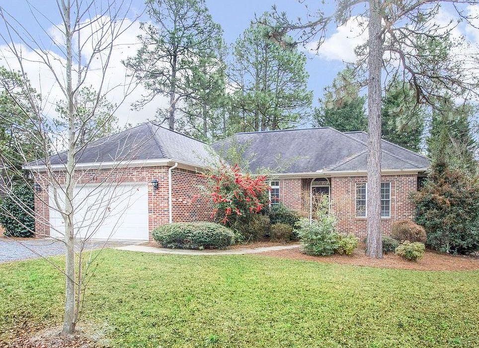 840 Monticello Dr, Pinehurst, NC 28374 Zillow