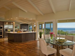 1514 Ihiloa Loop, Honolulu, HI 96821