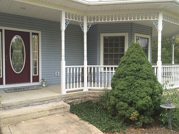 3rd image of 6975 Country View Dr