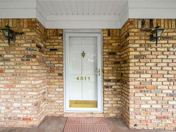 5th image of 4811 14th St E