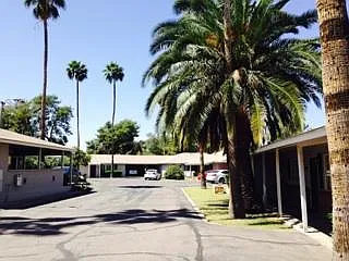 2 bed, 1235 sqft, $1,300 — Photo 2
