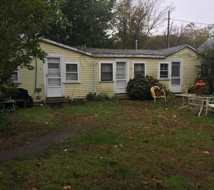 1st image of 605 Willow St Unit B
