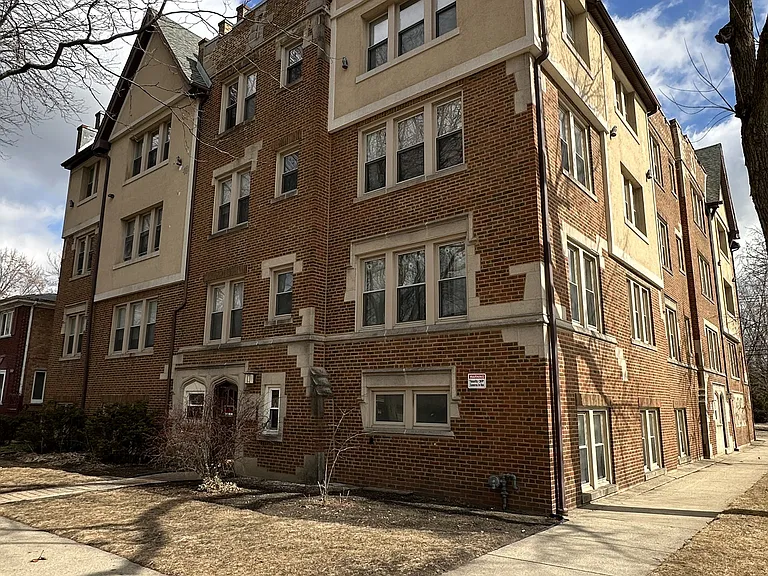 7901 Keeler Ave #G — Photo 2