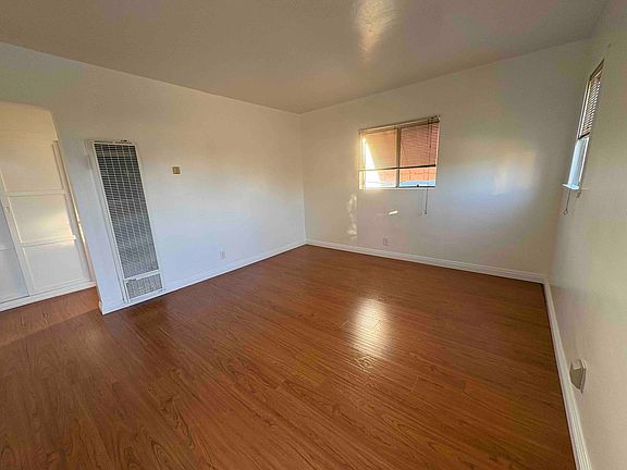 2nd image of 322 S Garfield Ave APT B