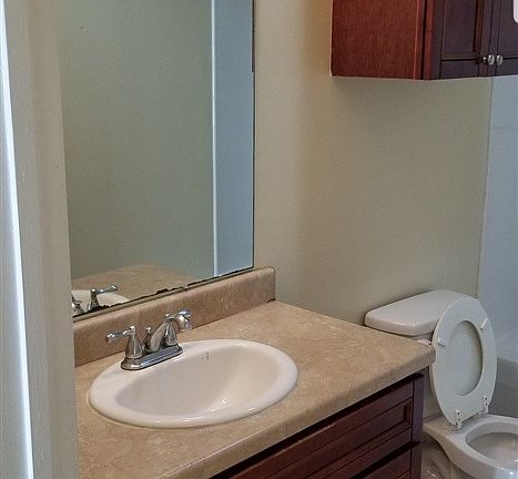 4th image of 224 N 10th St #A