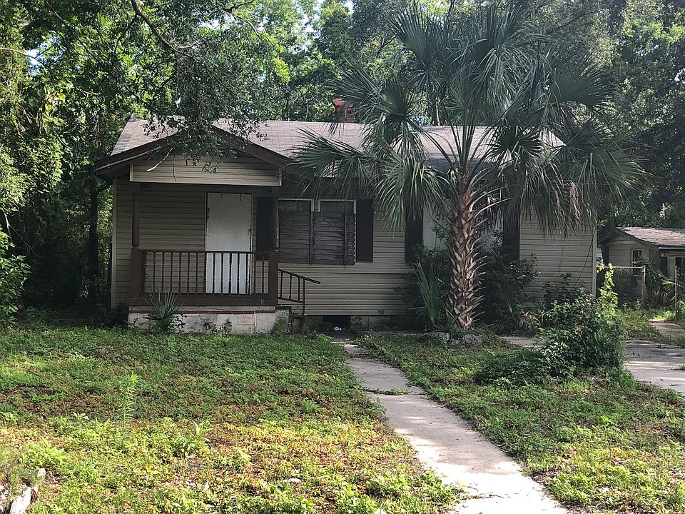 1st image of 1565 W 22nd St