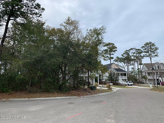 2nd image of 116 Island Mimosa Dr
