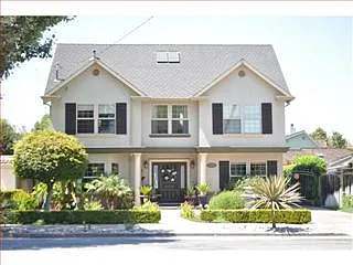 1269 Pine Ave photo 1