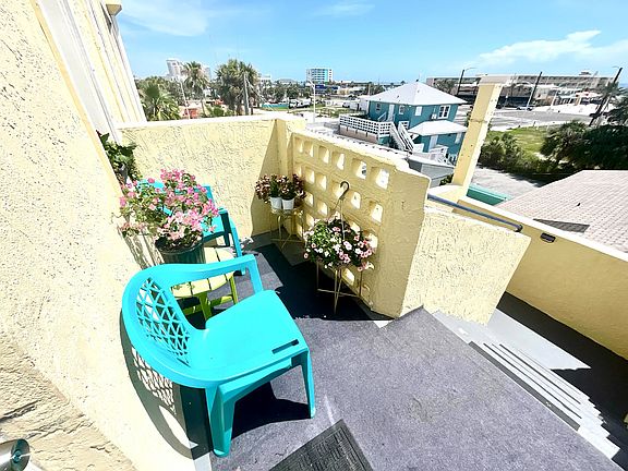 2nd image of 311 S Grandview Ave APT 9