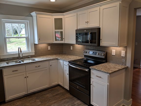 Custom cabinets and granite countertops