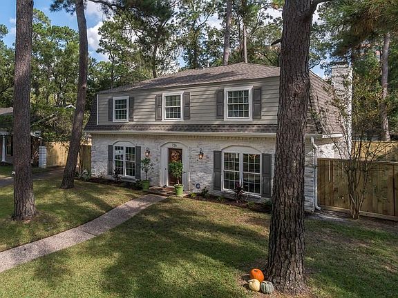 3rd image of 726 Thistlewood Dr
