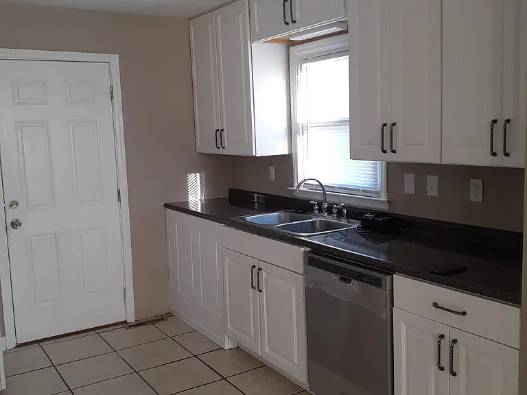 2705 Rockwood Dr — Photo 11