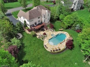 15 Wolf Hill Ter, Martinsville, NJ 08836