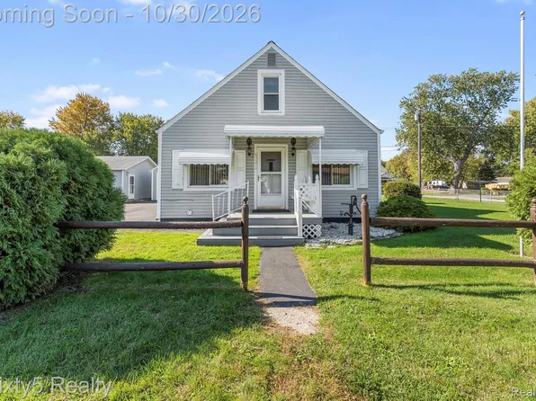 4337 Avenue A, Newport, MI 48166