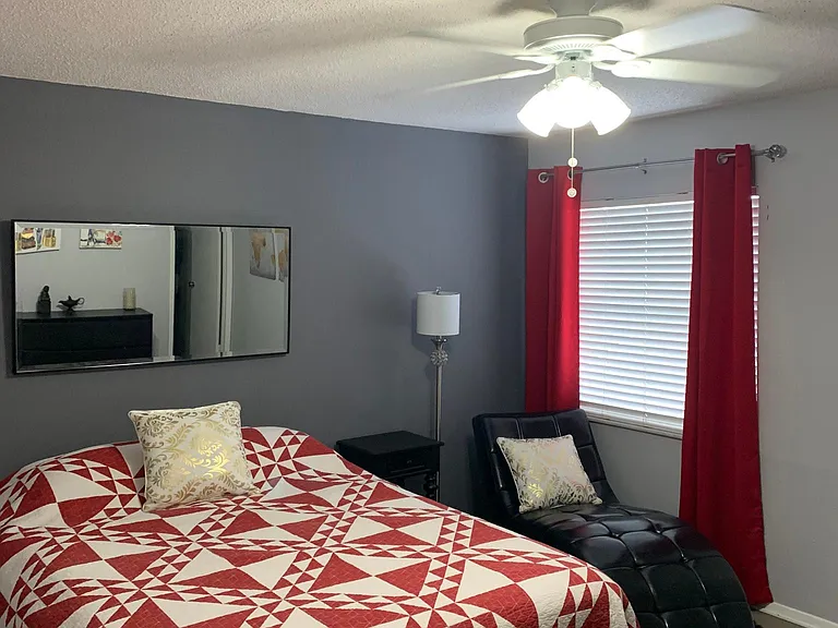 15109 Southfork Dr — Photo 24