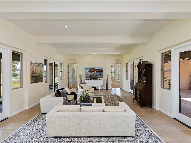 37605 Via De Los Arboles — Photo 10