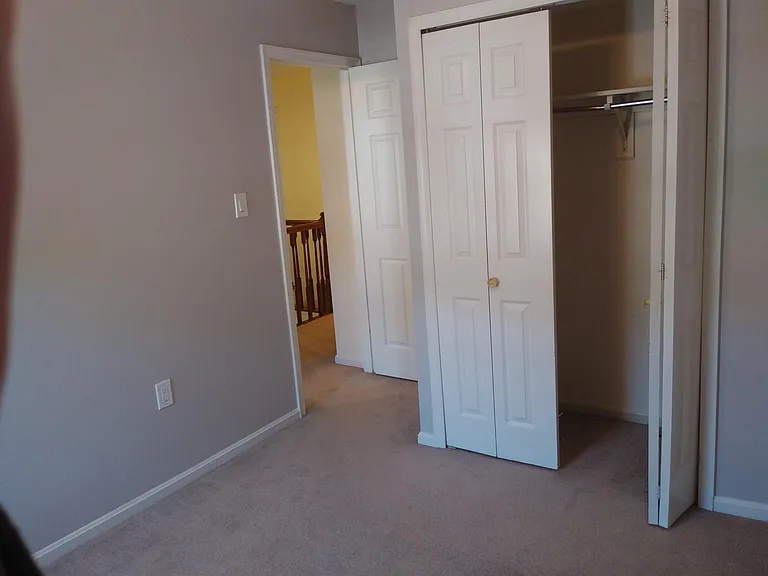 2711 Woodwalk Ct — Photo 15