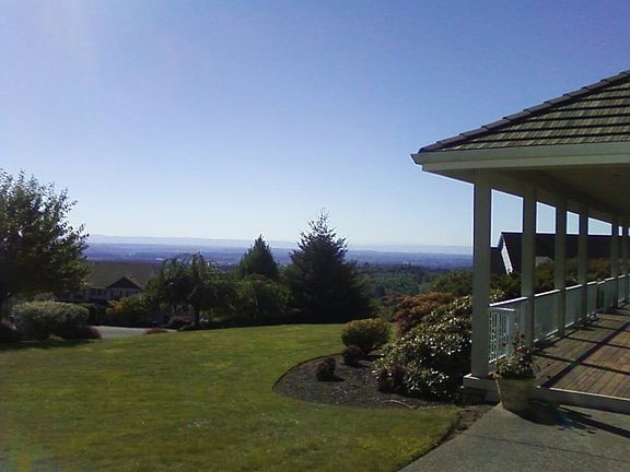 2nd image of 24200 NE 132nd Cir