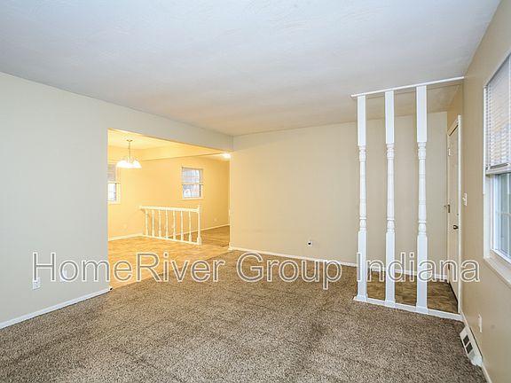 4th image of 12209 Dunbar Cir N