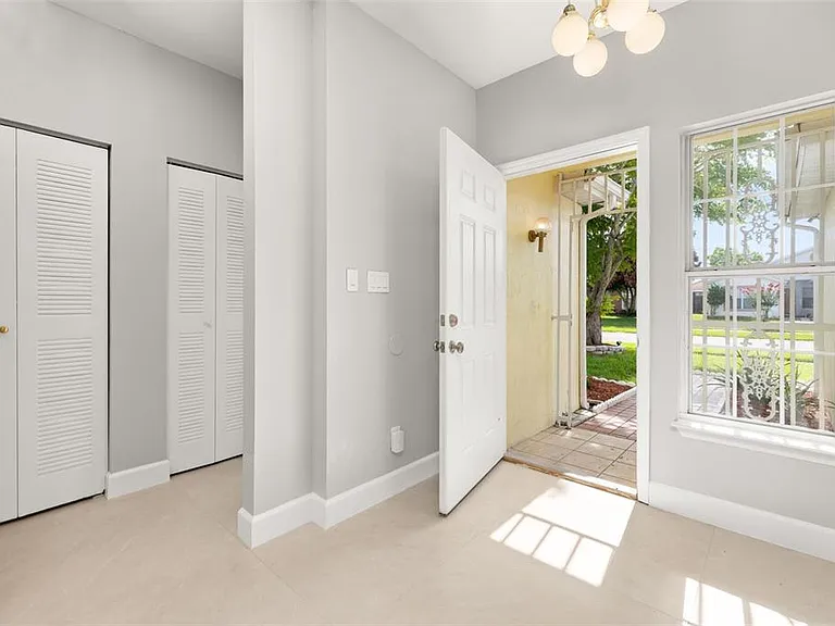 11218 Worley Ave — Photo 5