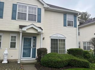 1125 Roseberry Ct, Morganville, NJ 07751