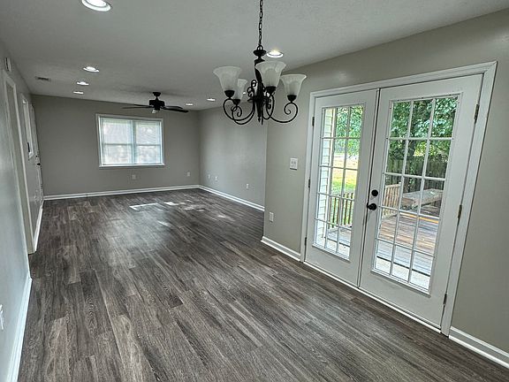 4th image of 4 Haydens Ct