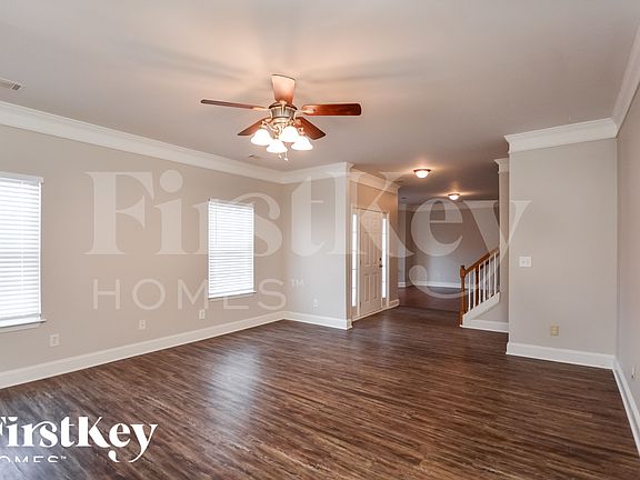 4th image of 4611 River Rd