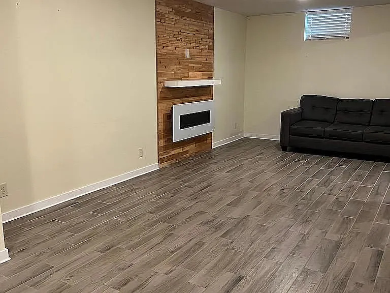 Basement is 2x the size of this photo.