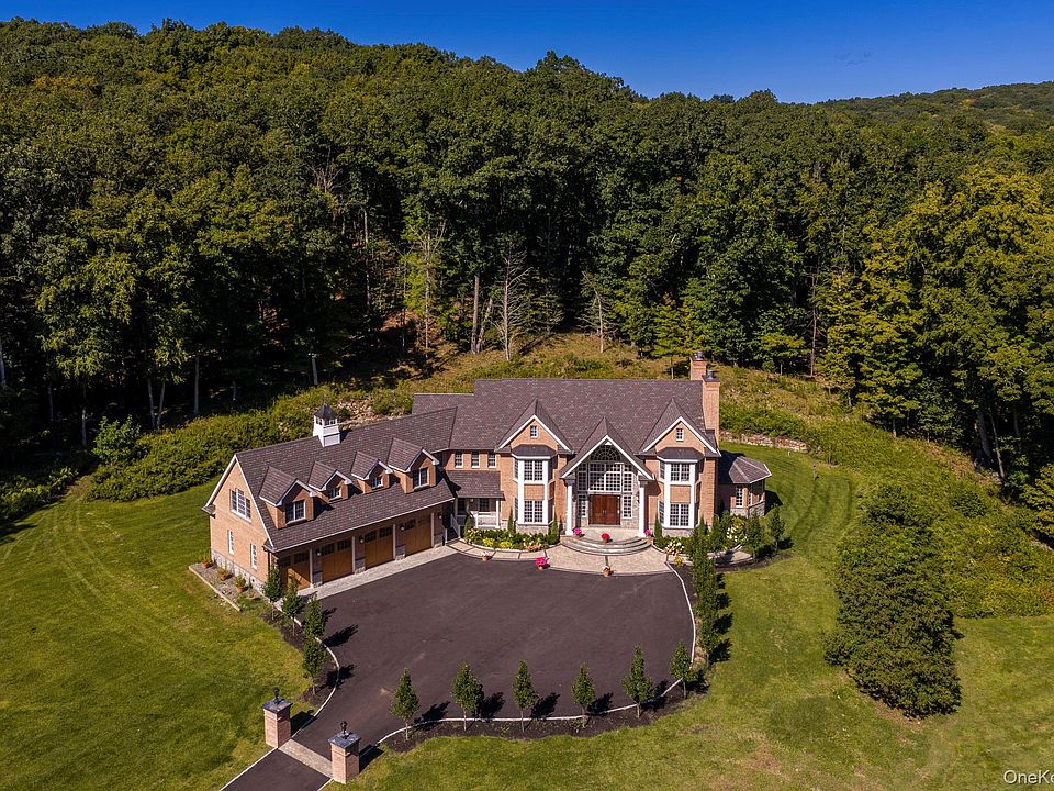 1st image of 2649 Amawalk Road