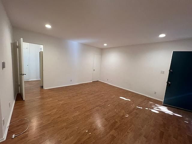 11625 Mayfield Ave APT 5, Los Angeles, CA 90049 | Zillow