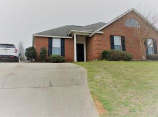 75 Spears Xing, Millbrook, AL 36054