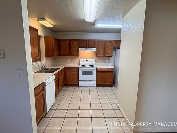 4th image of 1206 N Bangor Ave APT A