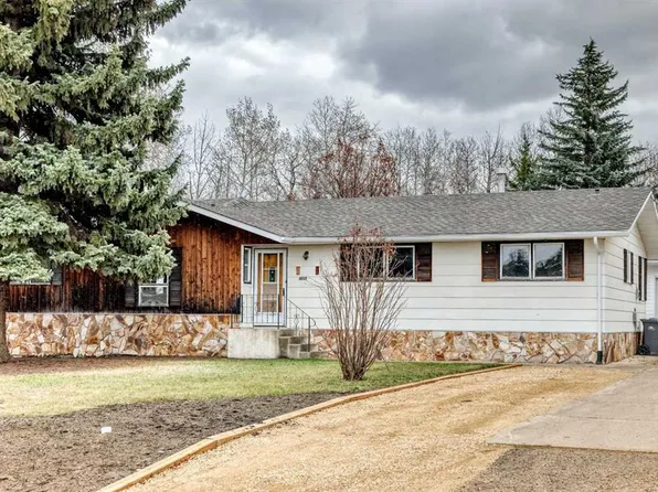 4815 W 42nd St, Ponoka, AB T4J 1C3